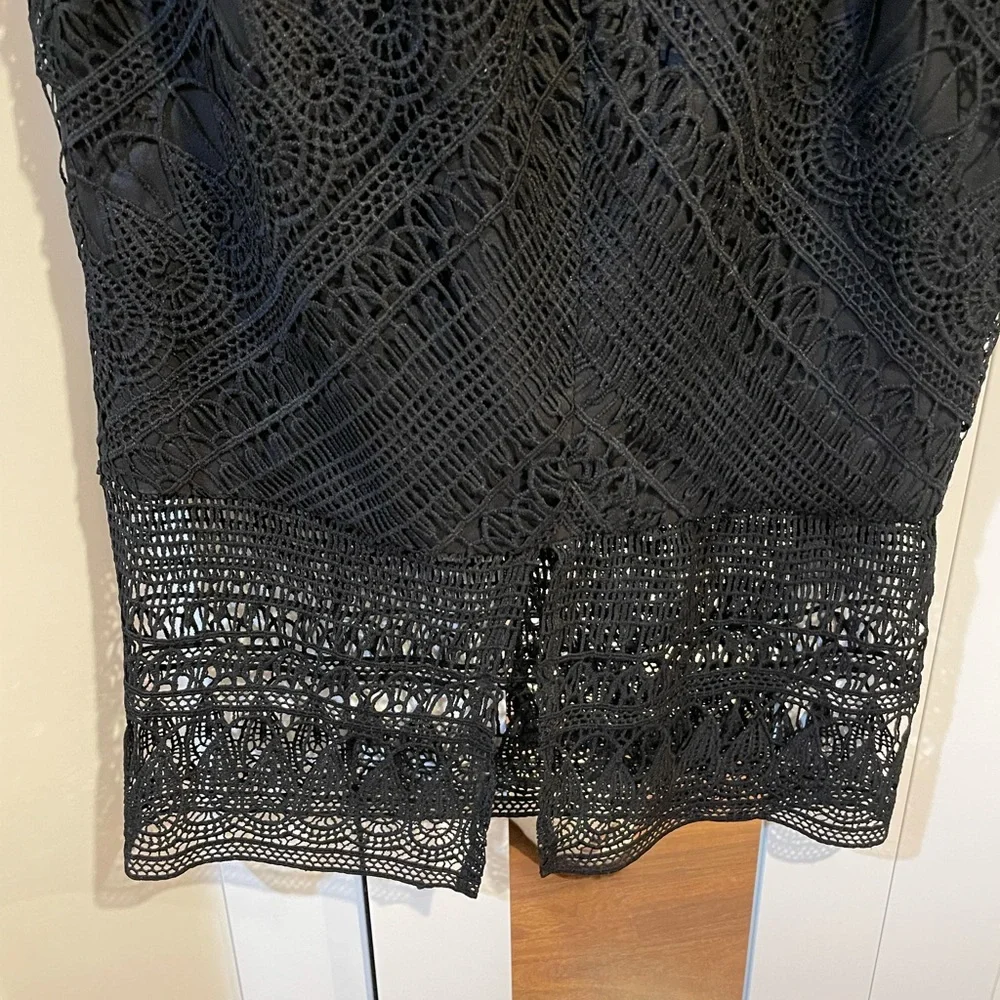 City Chic Black Cold-Shoulder Lace Midi Dress
